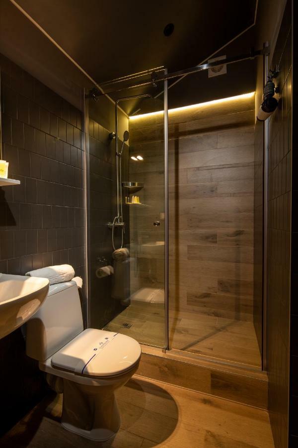 Poet Apartments Odessa Extérieur photo