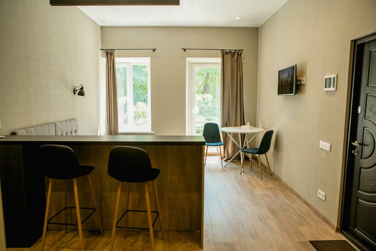 Poet Apartments Odessa Extérieur photo